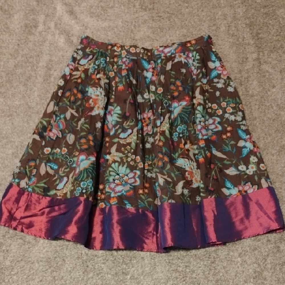 Forever 21 Floral Pleated Skirt With Iridescent Hem